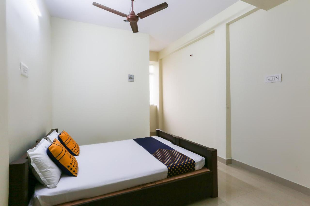 Spot On 63050 Kag Rooms Gūduvāncheri Kültér fotó